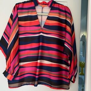 Beautiful multi colored silky top.